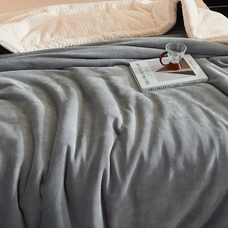 CozyCuddle Luxe Winter Fleece Deken - Warmte en Comfort voor Koude Dagen