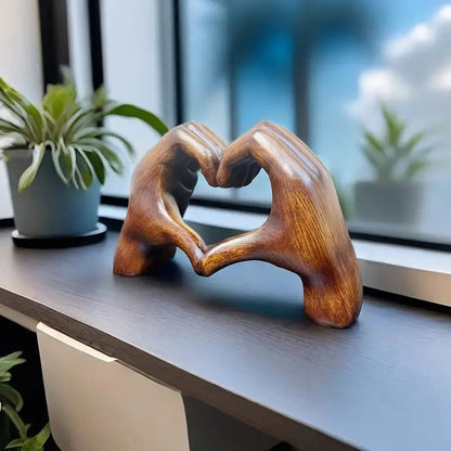 LiefdesHart Sculptuur: Moderne Kunst voor een Romantisch Interieur