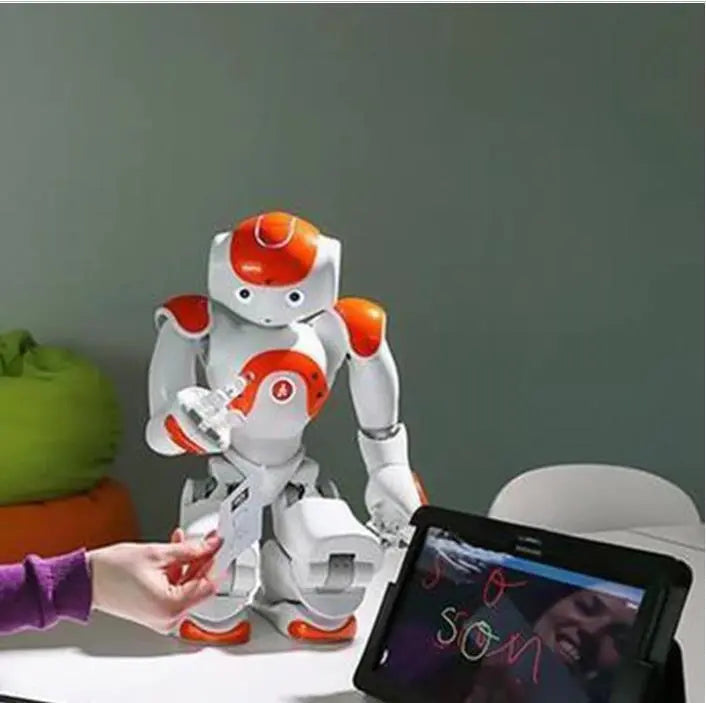 SmartBot – Multifunctionele Robot voor Vermaak en Educatie