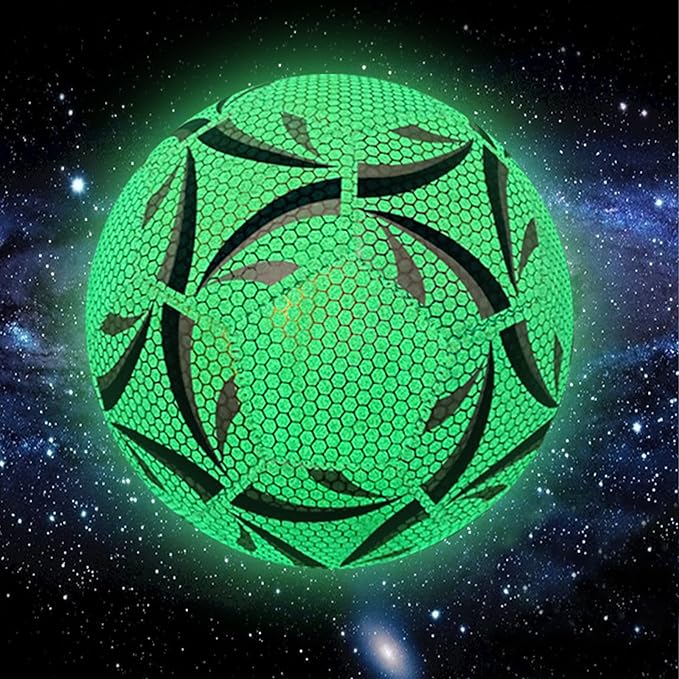 GlowBall - Reflecterende Voetbal voor Nachtelijke Wedstrijden en Duurzaam Spelplezier