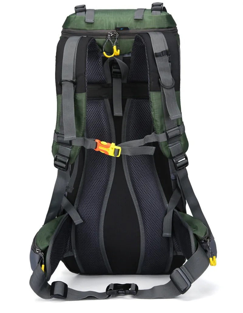 TrailMaster 60L Backpack – Waterdichte Rugzak voor Avontuurlijke Reizen