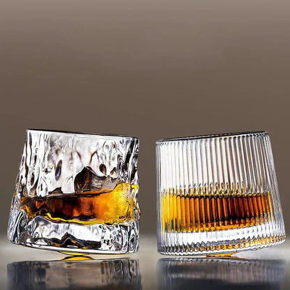 CrystalWave – Luxe Whiskyglas met Elegante Golven