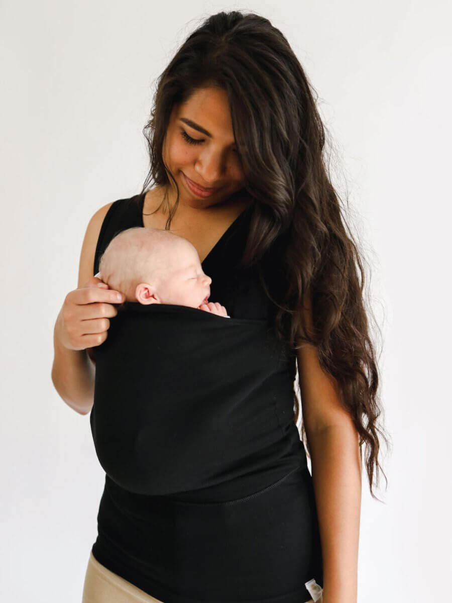 EasyHug voor baby's - Het innovatieve ontwerp combineert het gemak van een t-shirt met de functionaliteit van een draagzak